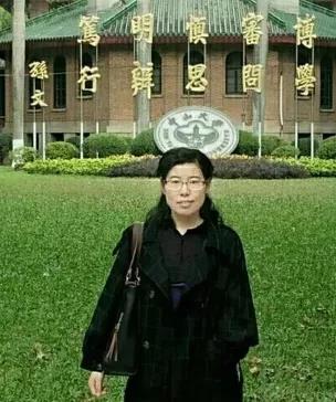 赵丽：通往精神故乡的门——评扎西才让的诗集《七扇门》