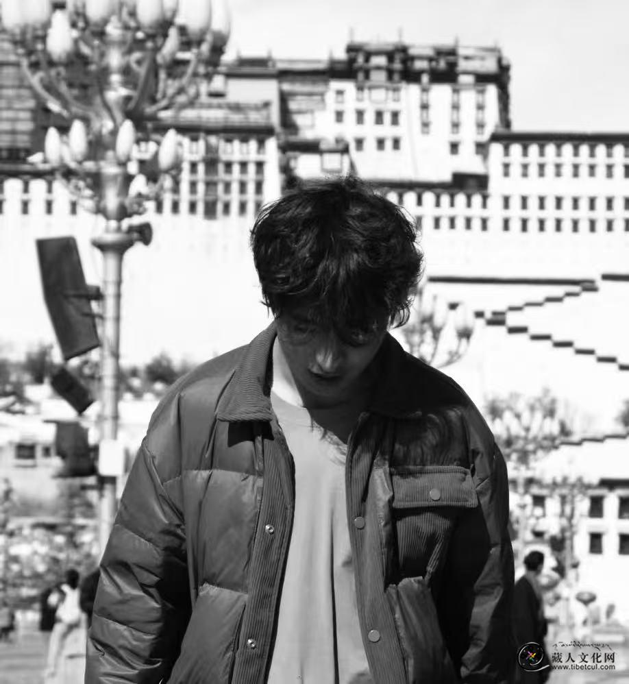 吞卓：从手心的血滴（组诗）久美多杰 译