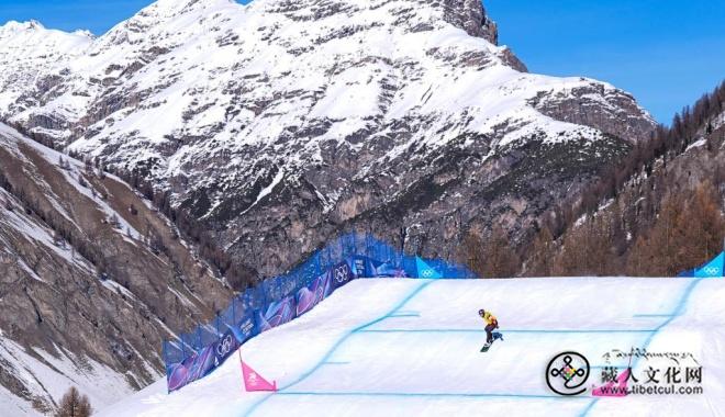 四年后，她终于滑过了奥运终点线——记藏族单板滑雪运动员拥青拉姆5.jpg