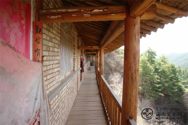 五竹寺虚底单檐长廊.JPG