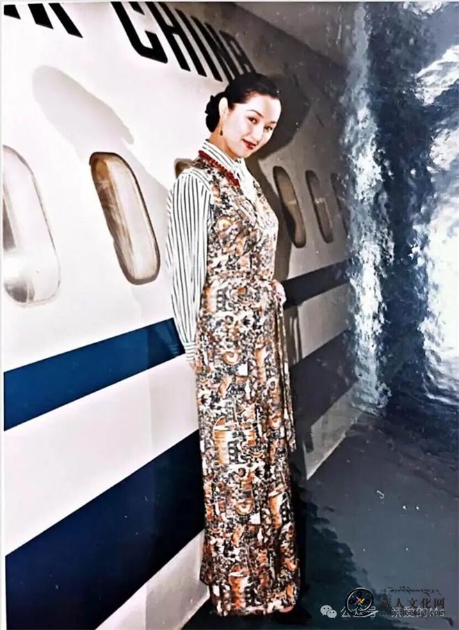 飞越雪域的女儿：首位藏族空姐德庆央宗与她的《寻梦西藏》2.jpg