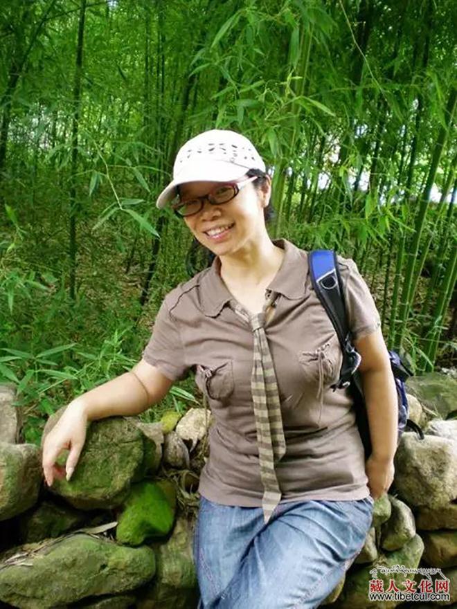 鲁橹：尘世的陌生与平衡术——王小忠诗歌阅读札记