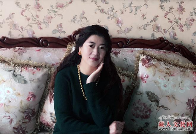 伍立杨：美的沐浴——扎西措小说随感