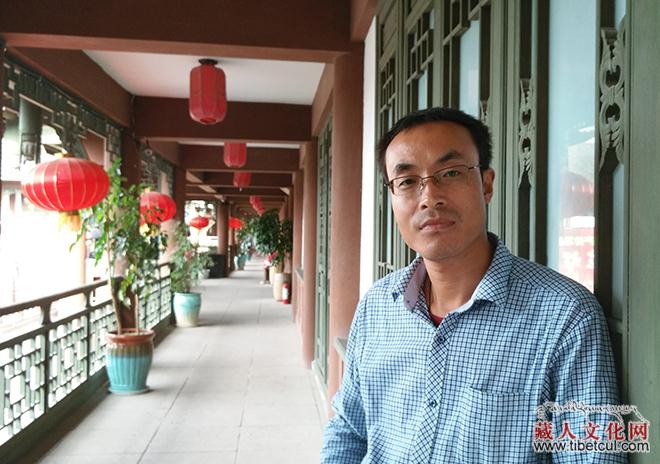 吟唱，自甘南草原来——简评王小忠诗集《甘南草原》