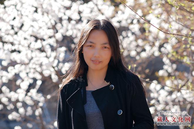 杨慧茹：性别视域下的女性主体建构与边缘文化书写——严英秀小说论