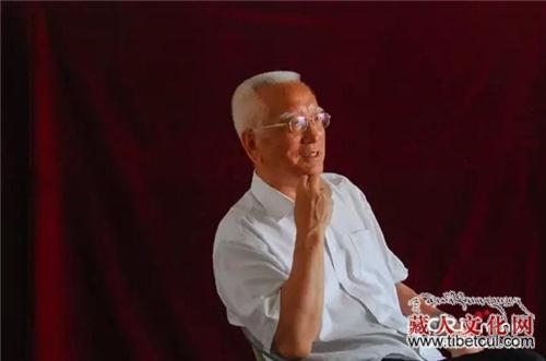 评第十一届“骏马奖”报告文学奖获奖作品《这里是红军走过的地方》