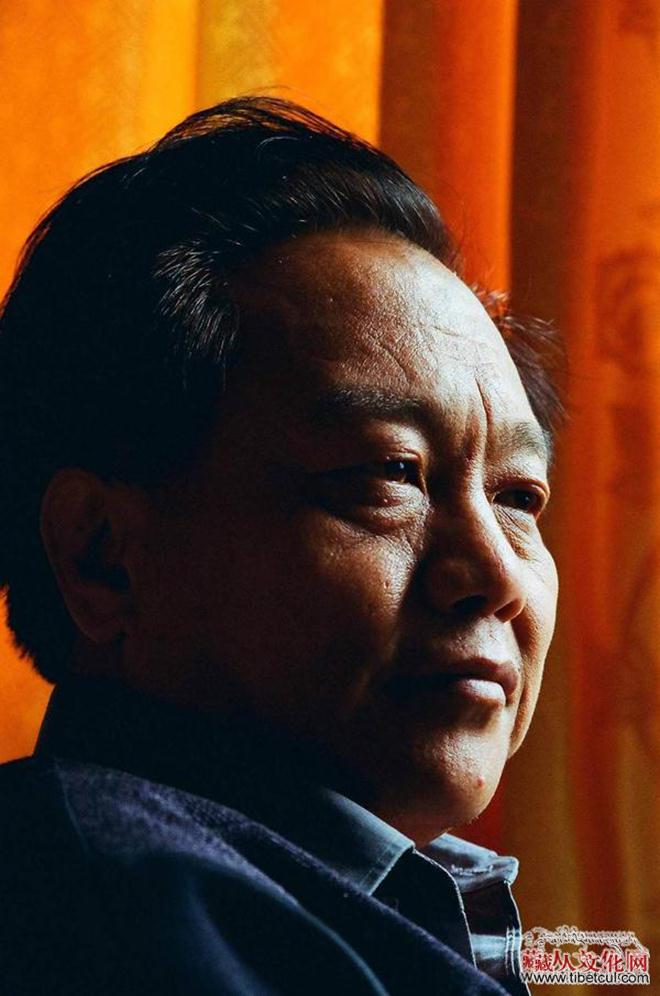 史映红：用诗歌在康定朝圣——简析《列美平措诗歌选》