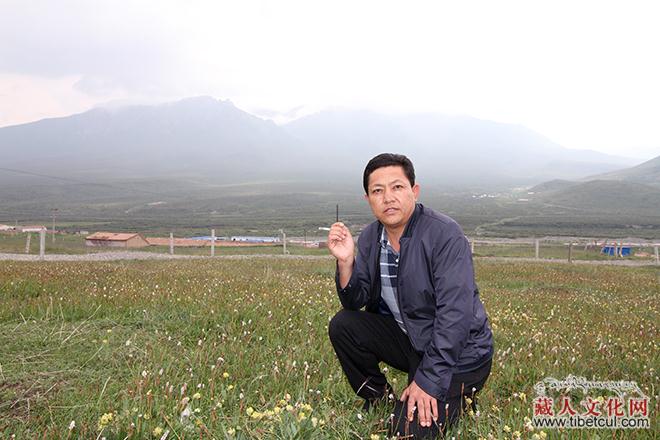 史映红：简评仁谦才华诗集《藏地谣》