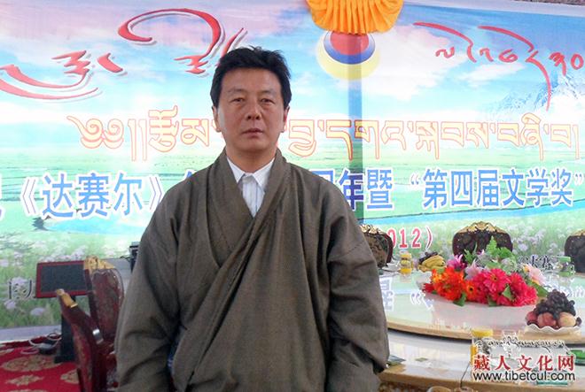 孔占伟：朴拙率真的久美多杰