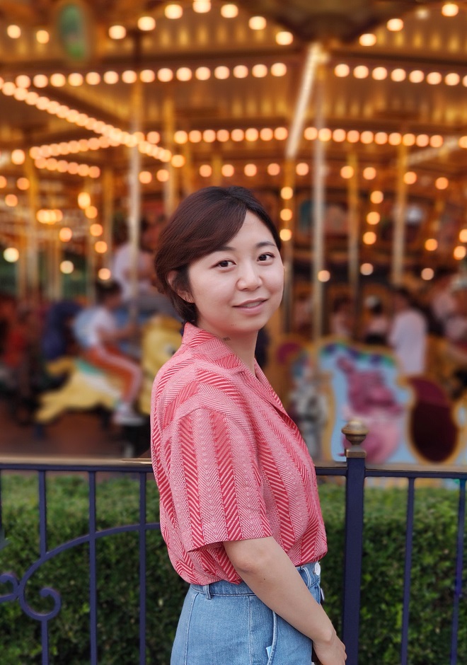 郑函：严英秀的至真至勇——评散文集《就连河流都不能带她回家》