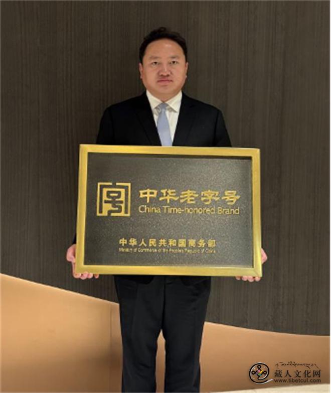 格勒巴桑：他还是那个少年！4.jpg